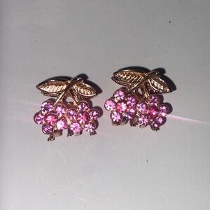 🌷NEW matching pair of mini hair claw clips